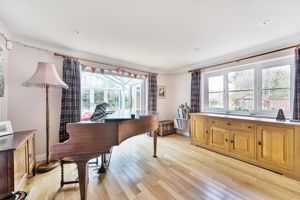 Photo 19- click for photo gallery